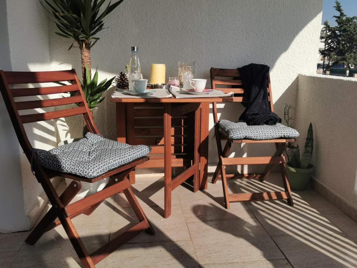 Anemomylos Guesthouse Paralímni Kültér fotó